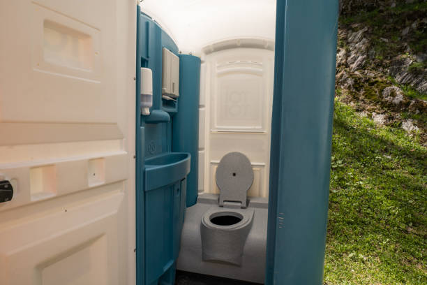 Best Porta potty rental near me  in West Hollywood, CA